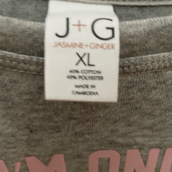 NWT XL Christmas morning sweatshirt - Picture 4 of 4